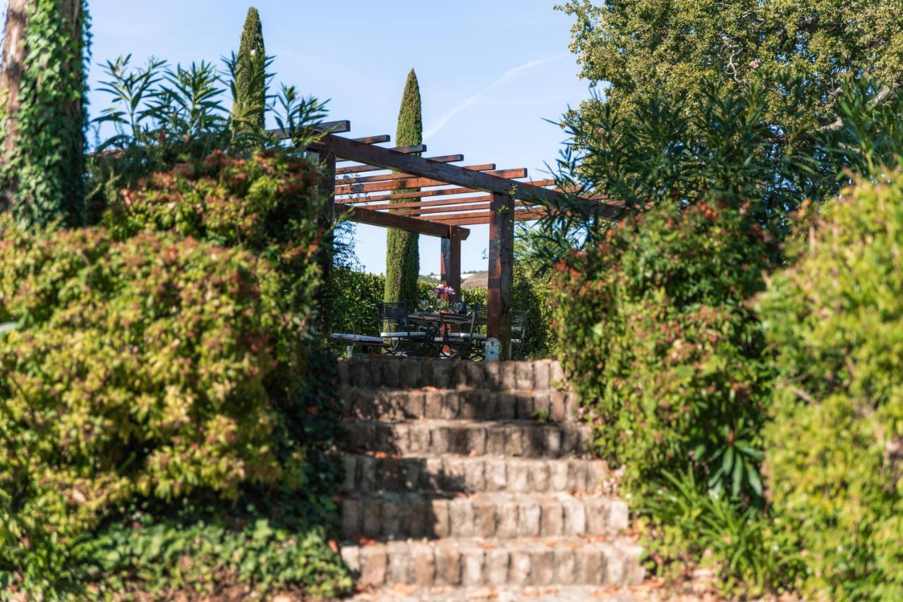 Ca' Le Cerque, Villa Surrounded By The Marche Nature Фосомброне Екстериор снимка