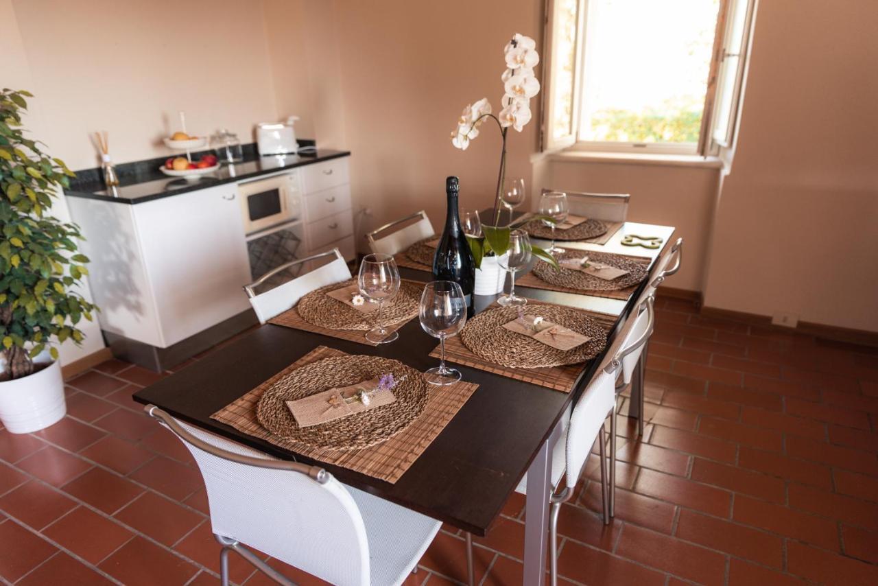 Ca' Le Cerque, Villa Surrounded By The Marche Nature Фосомброне Екстериор снимка